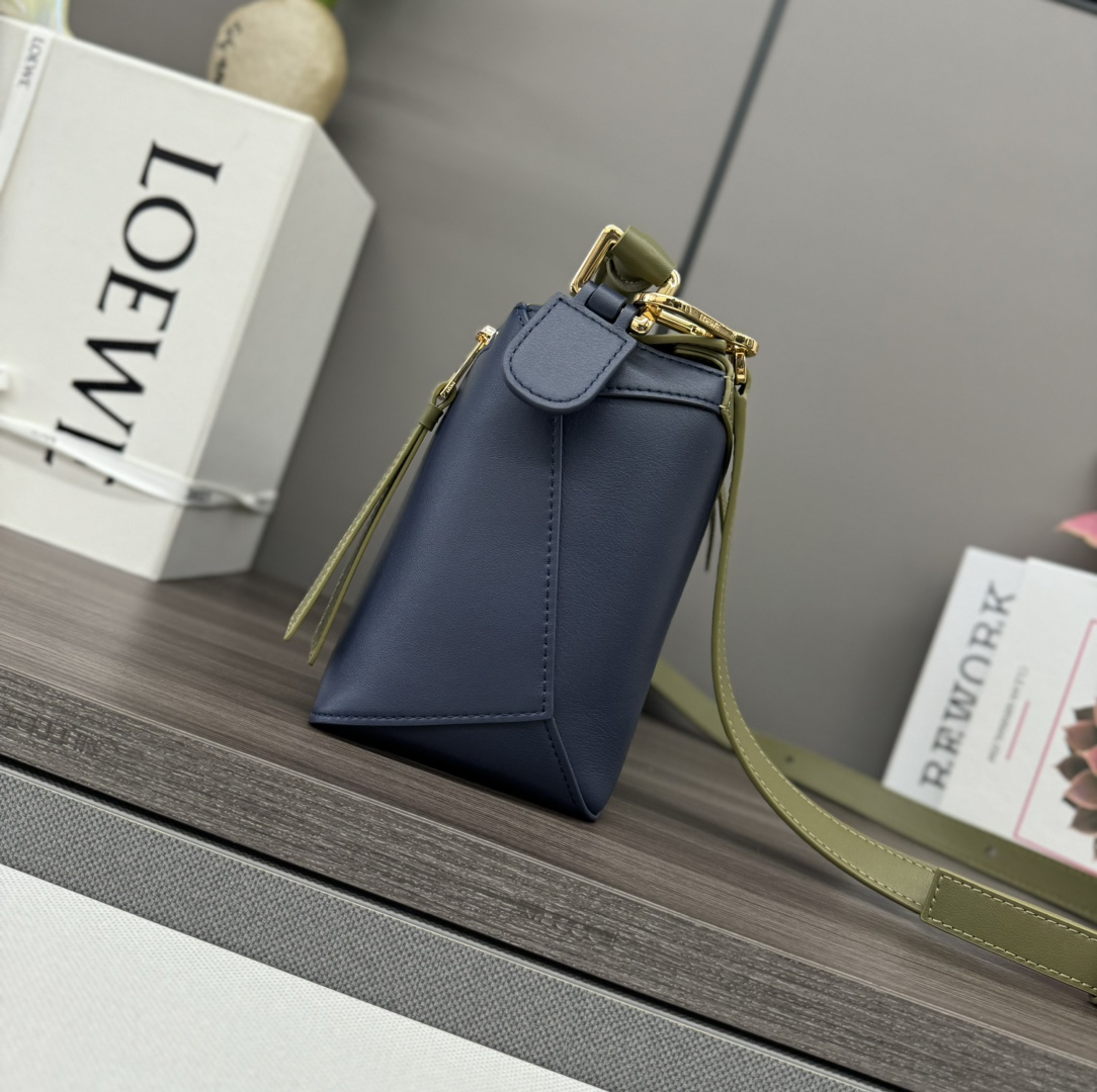 Loewe Puzzle Bags